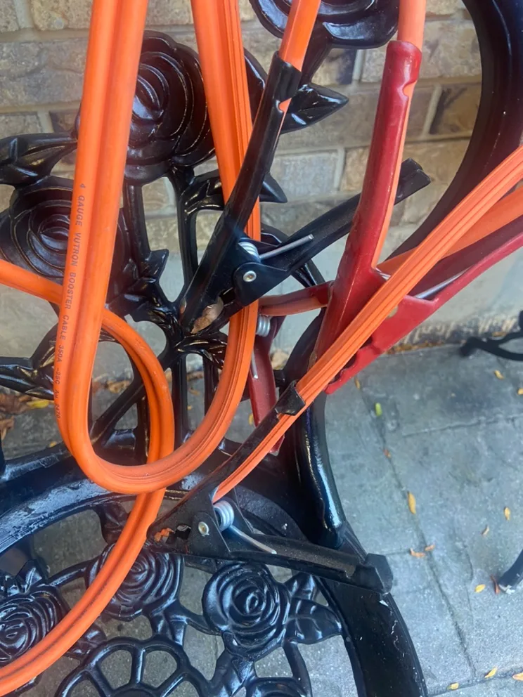 4 Gauge Booster Cables image indicator(3)