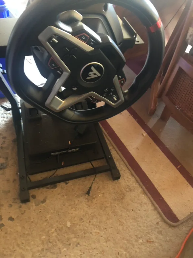 Thrustmaster Racing Wheel thumbnail