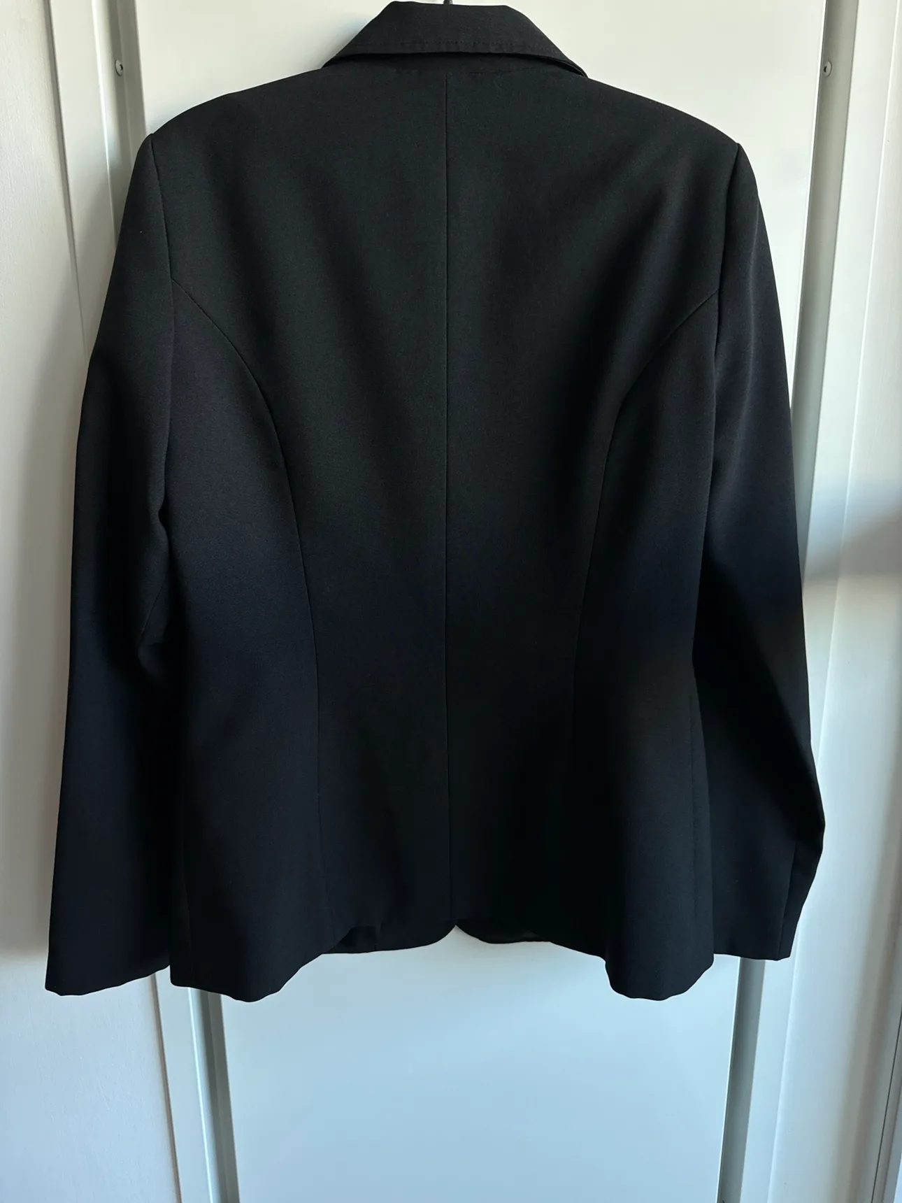 Fairweather Studio Black Blazer image indicator(3)