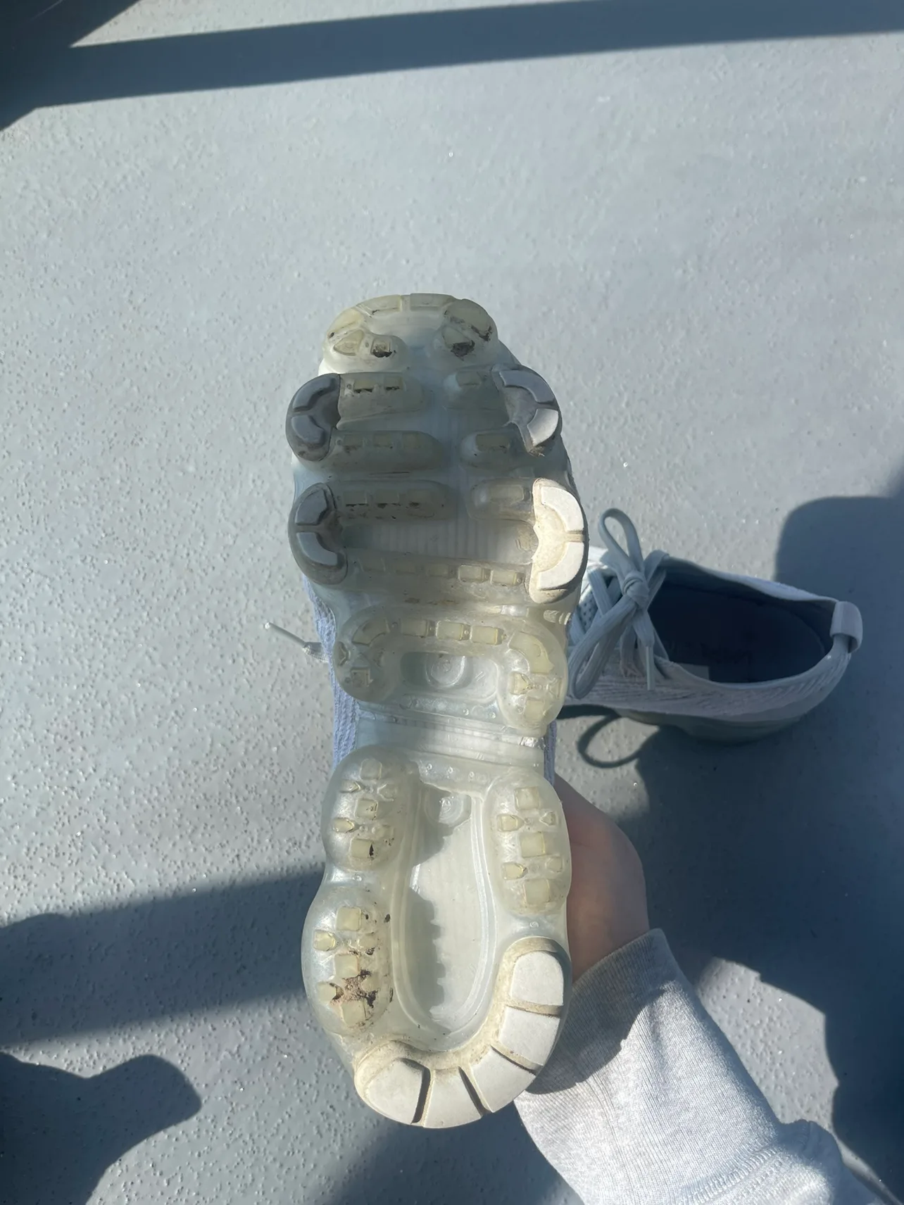 Nike Air VaporMax Flyknit White (Running/ Casual shoes) image indicator(2)