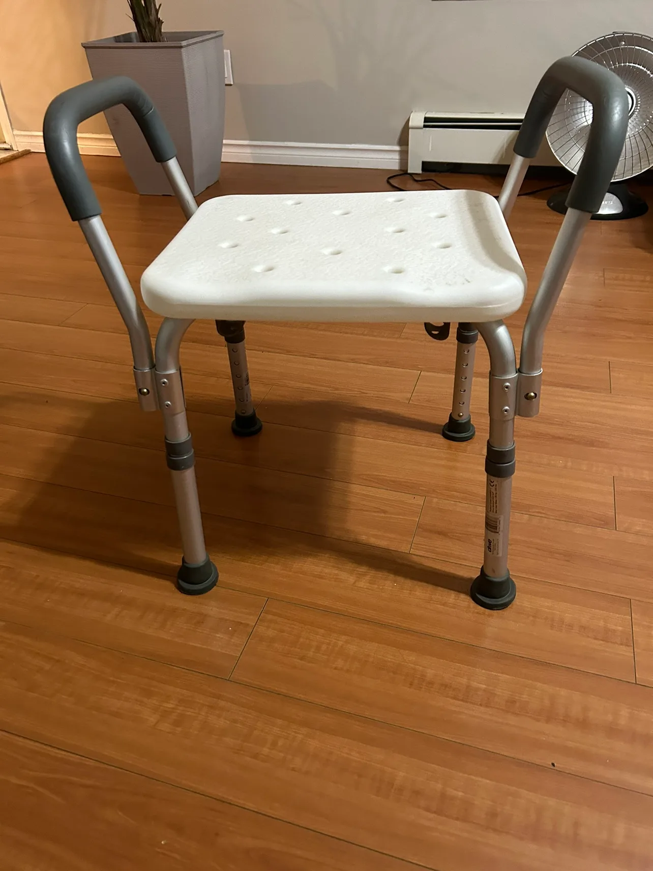Shower Chair image indicator(2)