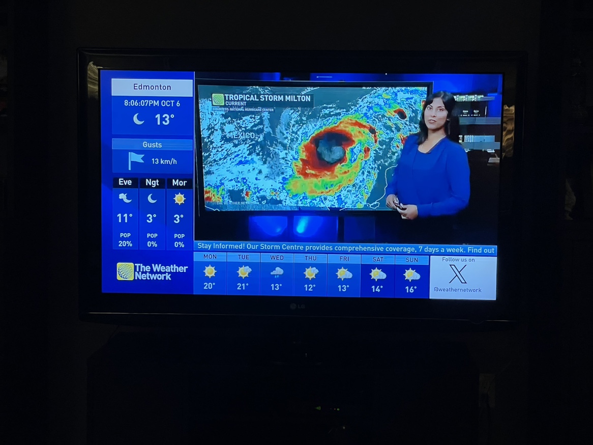 LG 52 inch LCD TV