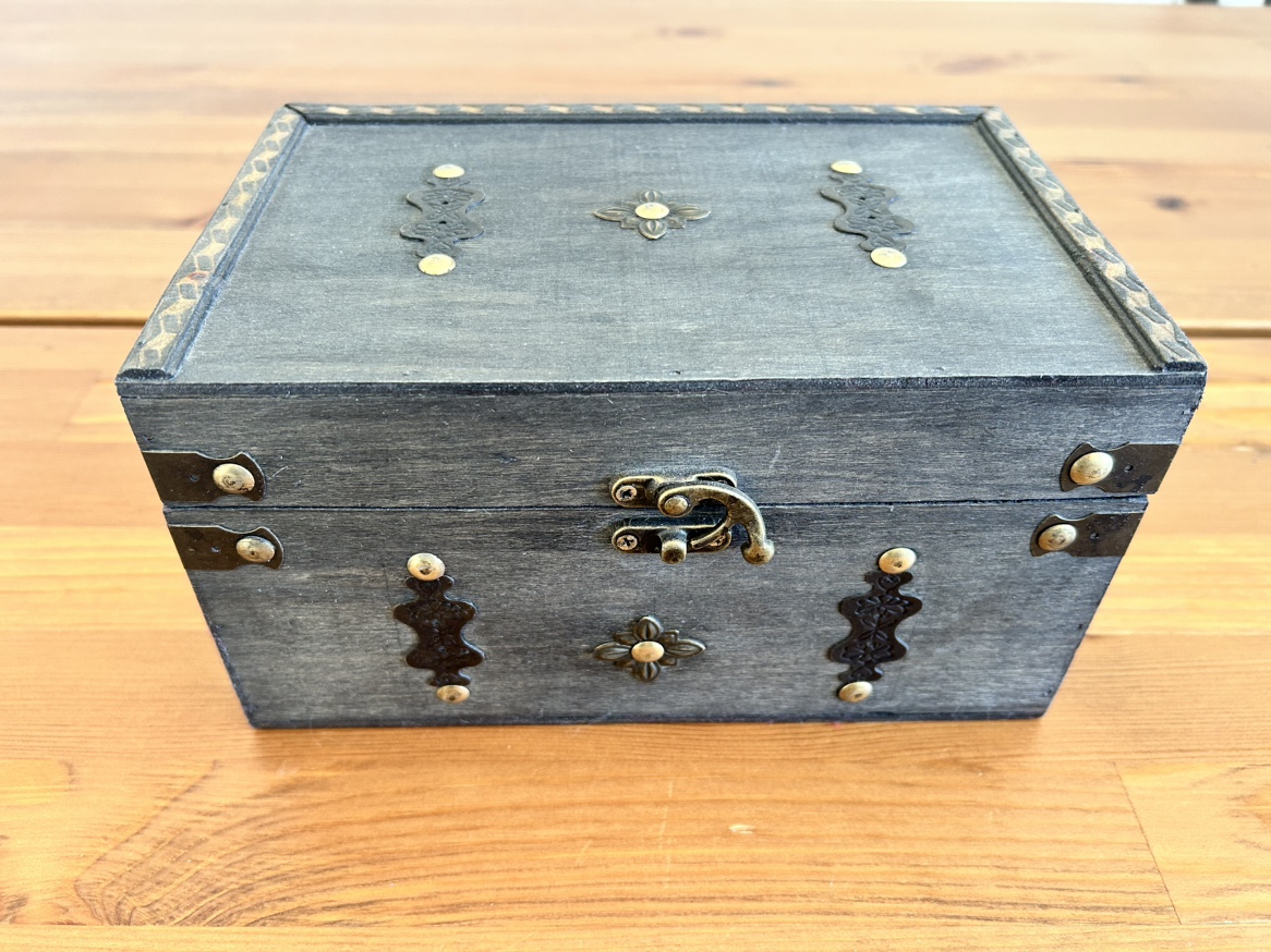 Set of 3 Wooden Treasure Chests - photo 2