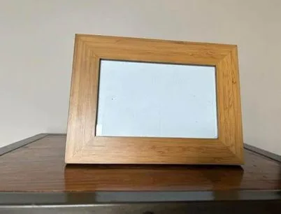 Assorted picture frames image indicator(4)