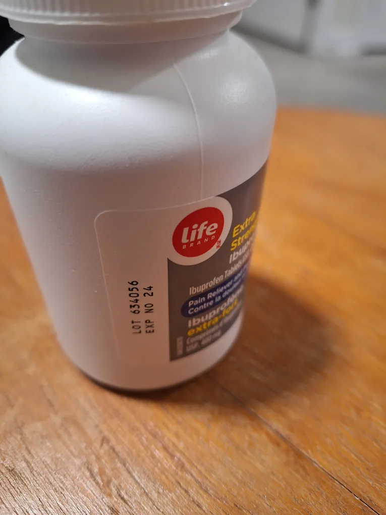 Life Brand Ibuprofen thumbnail