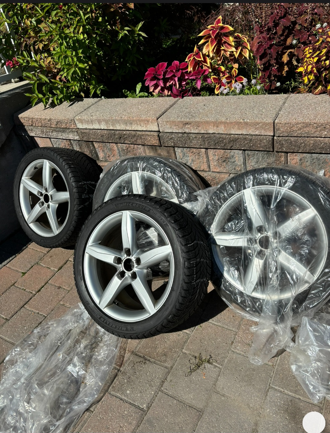 Michelin Tires with Rims 245/40/18 like new