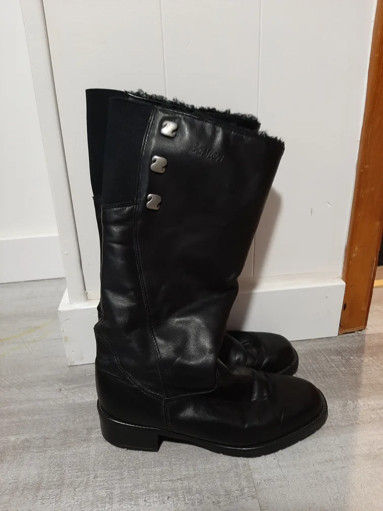 Black Leather Boots size 7 thumbnail