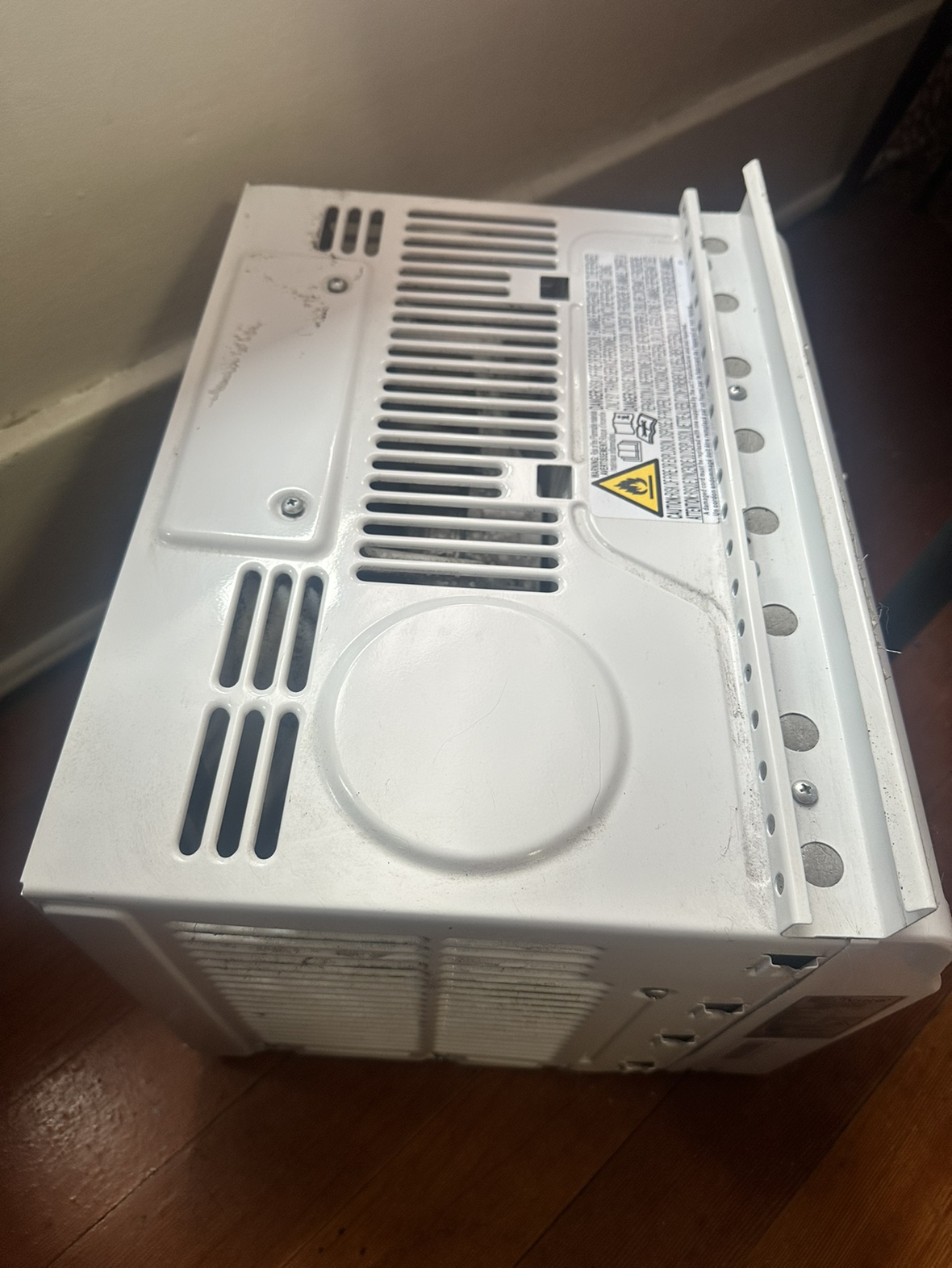Window Air Conditioner - photo 2