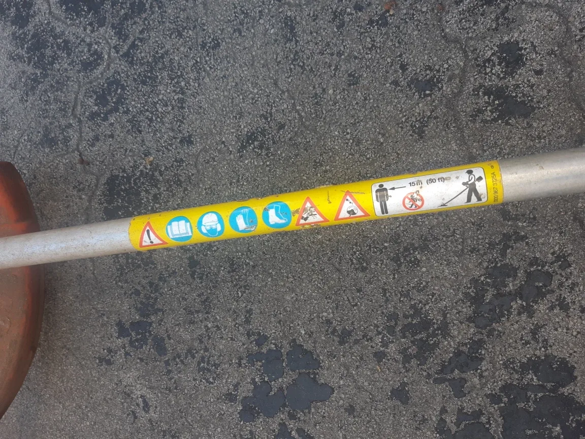 STIHL FS 85 String Trimmer image indicator(2)