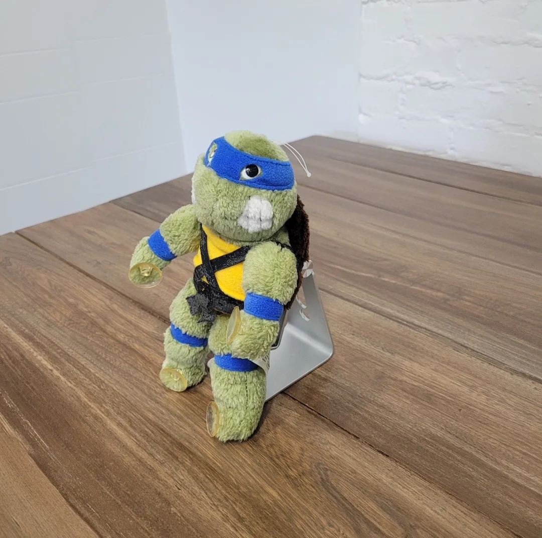 Teenage Mutant Ninja Turtles Leonardo Plush Toy image indicator(7)