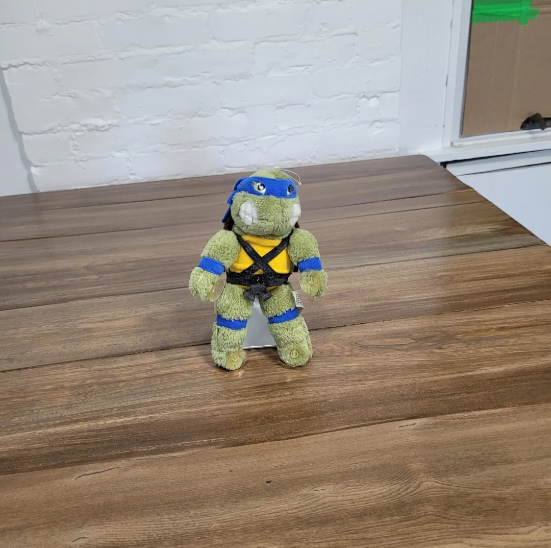 Teenage Mutant Ninja Turtles Leonardo Plush Toy image indicator(10)