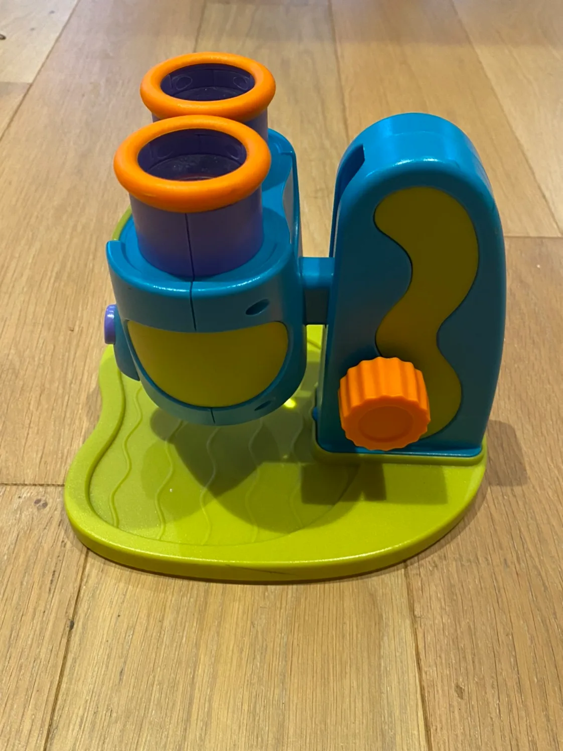 Children’s Toy Microscope thumbnail