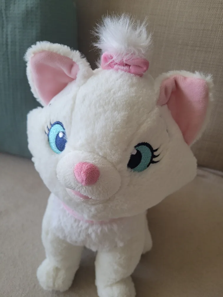 Disney plush cat image indicator(3)
