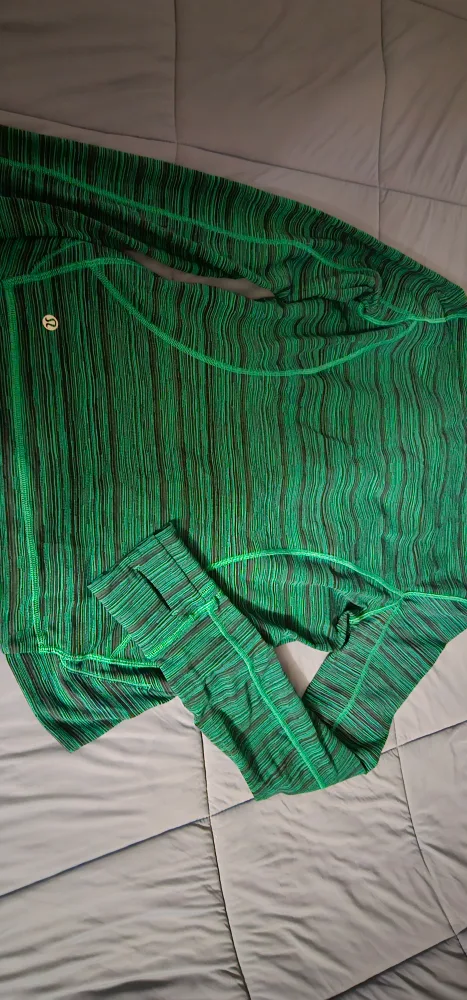 Lululemon Green Striped Jacket size 8 image indicator(2)