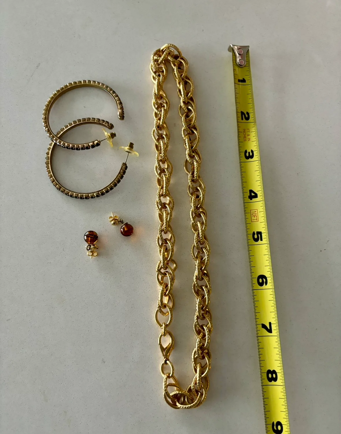 Gold Tone Necklace and Earrings Set image indicator(3)