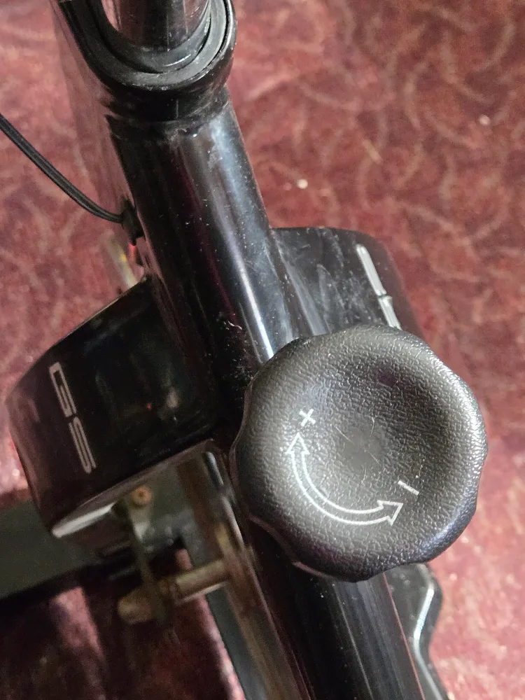 Bladez Fitness Master Indoor Cycling Bike image indicator(10)