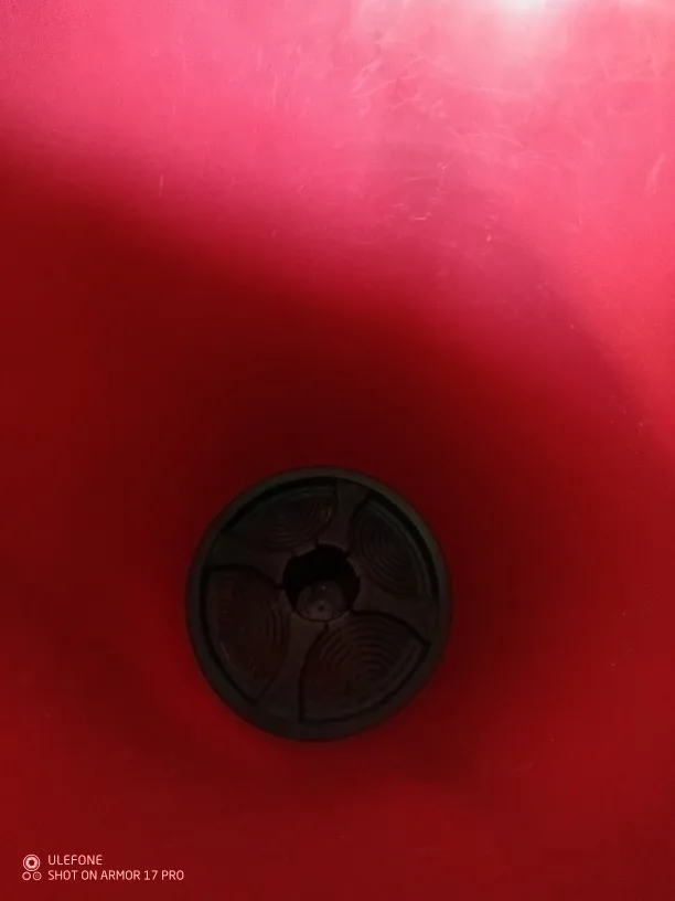 Red Modern Plastic Planter self watering bottom planter image indicator(2)