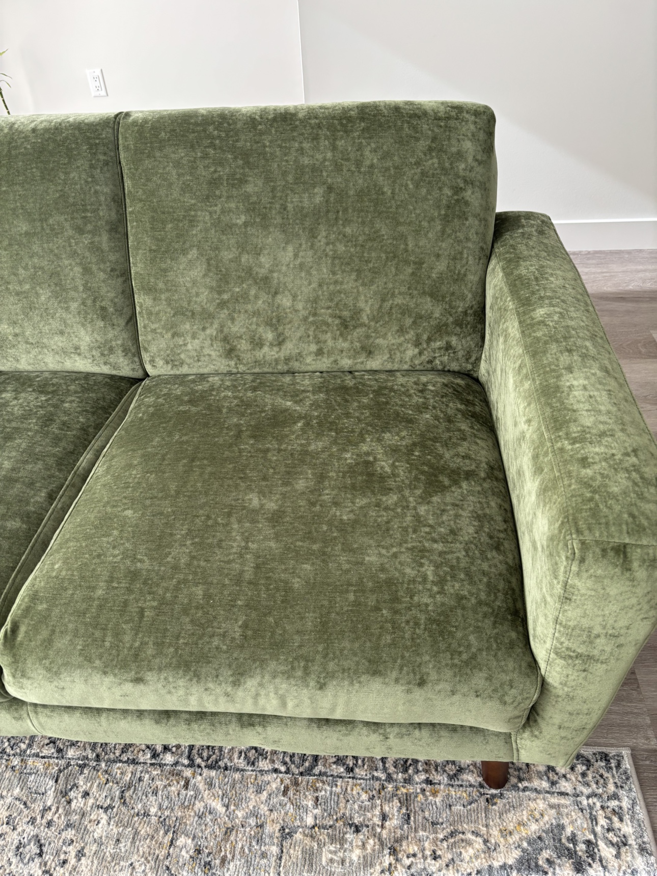 Green Sofa - photo 2