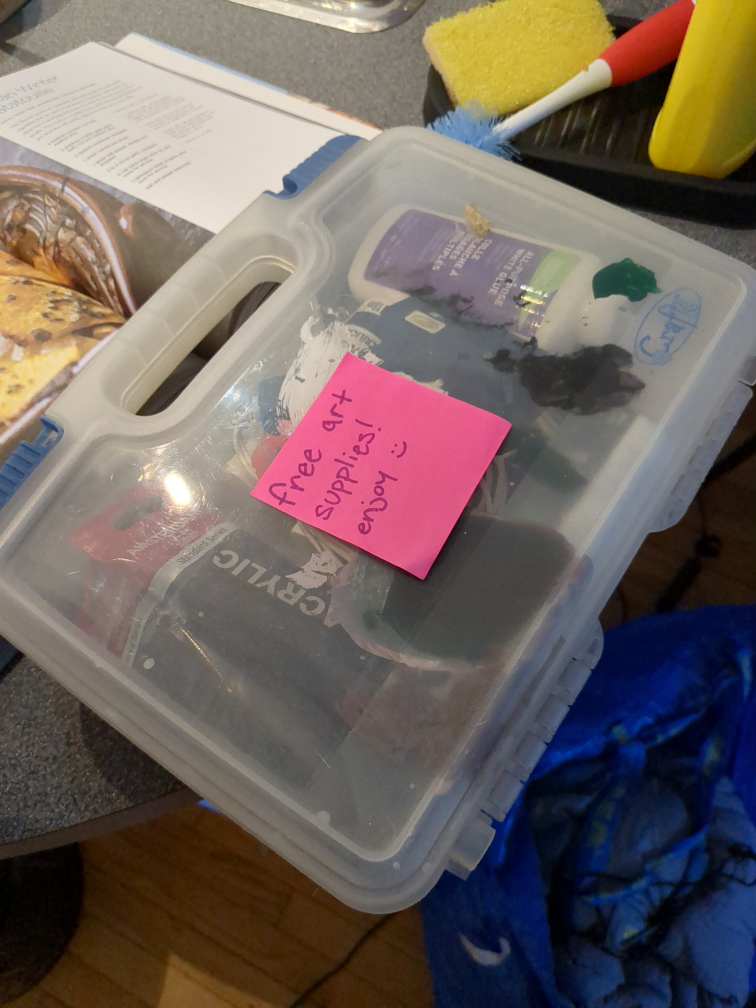 FREE ITEMS - photo 2