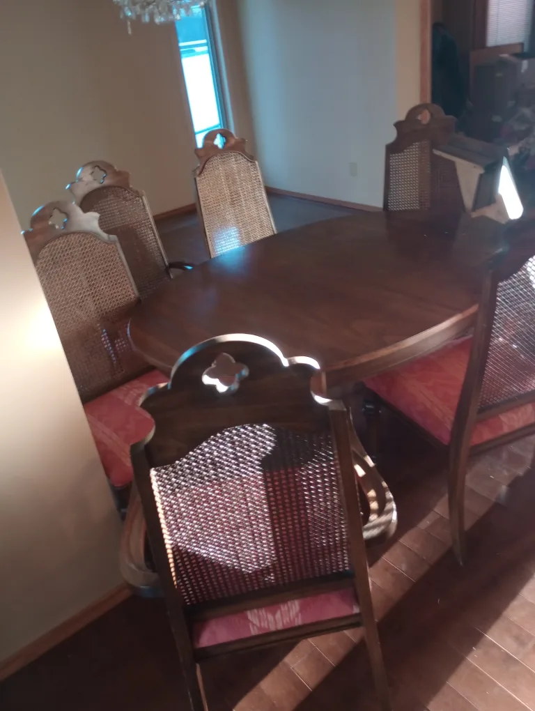 6-Piece Dining Set image indicator(2)