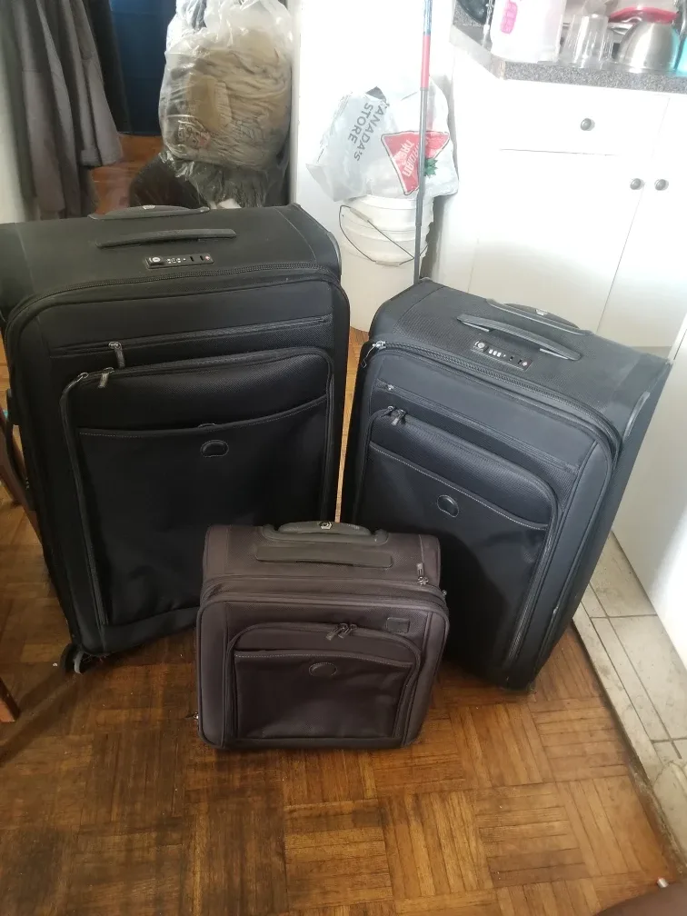 Delsey 3-Piece Black Luggage Set thumbnail