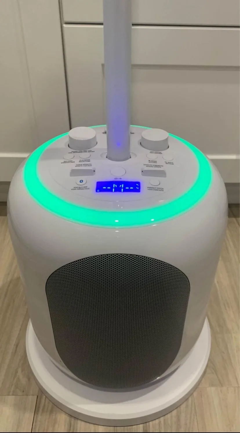 Karaoke Singjng Machine image indicator(3)