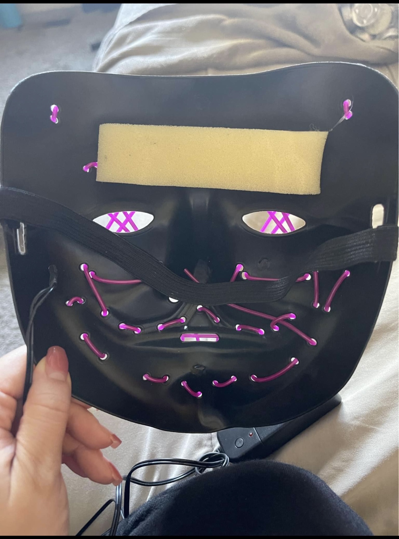 Purple Light Up Mask - photo 3