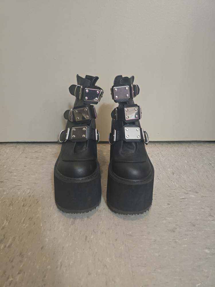 Demonias womens boots - photo 3