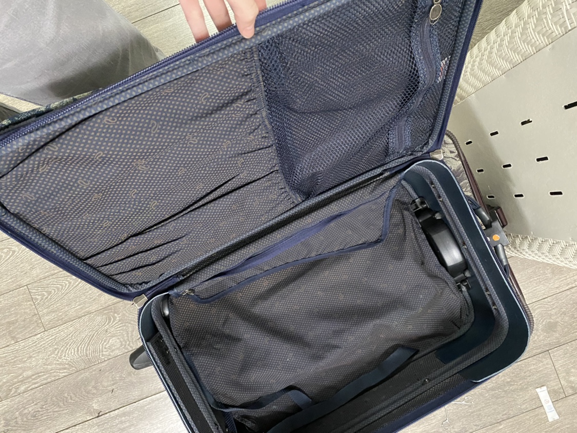 Set of Two Rolling Suitcases - photo 4