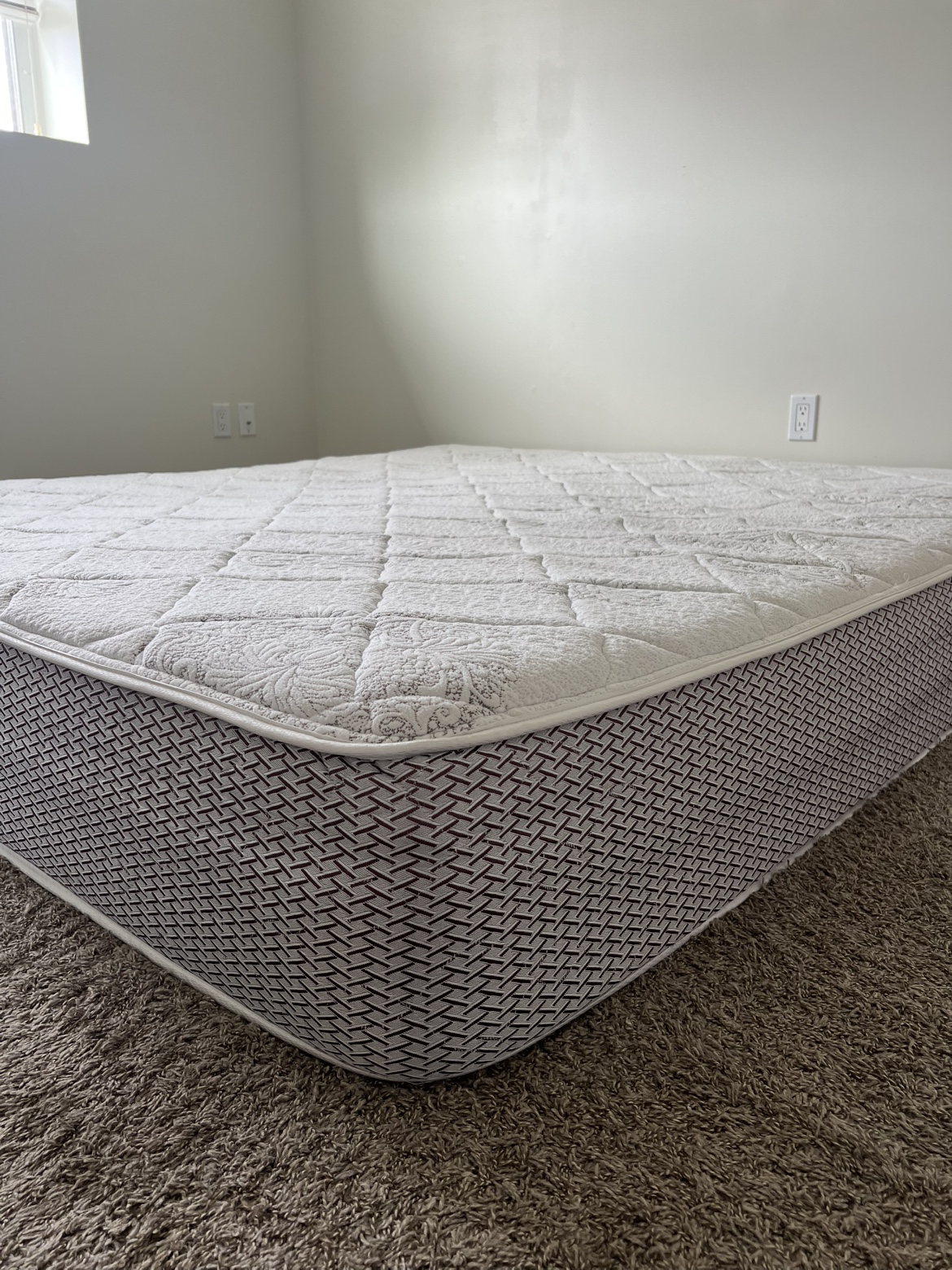 King Size Mattress - photo 2