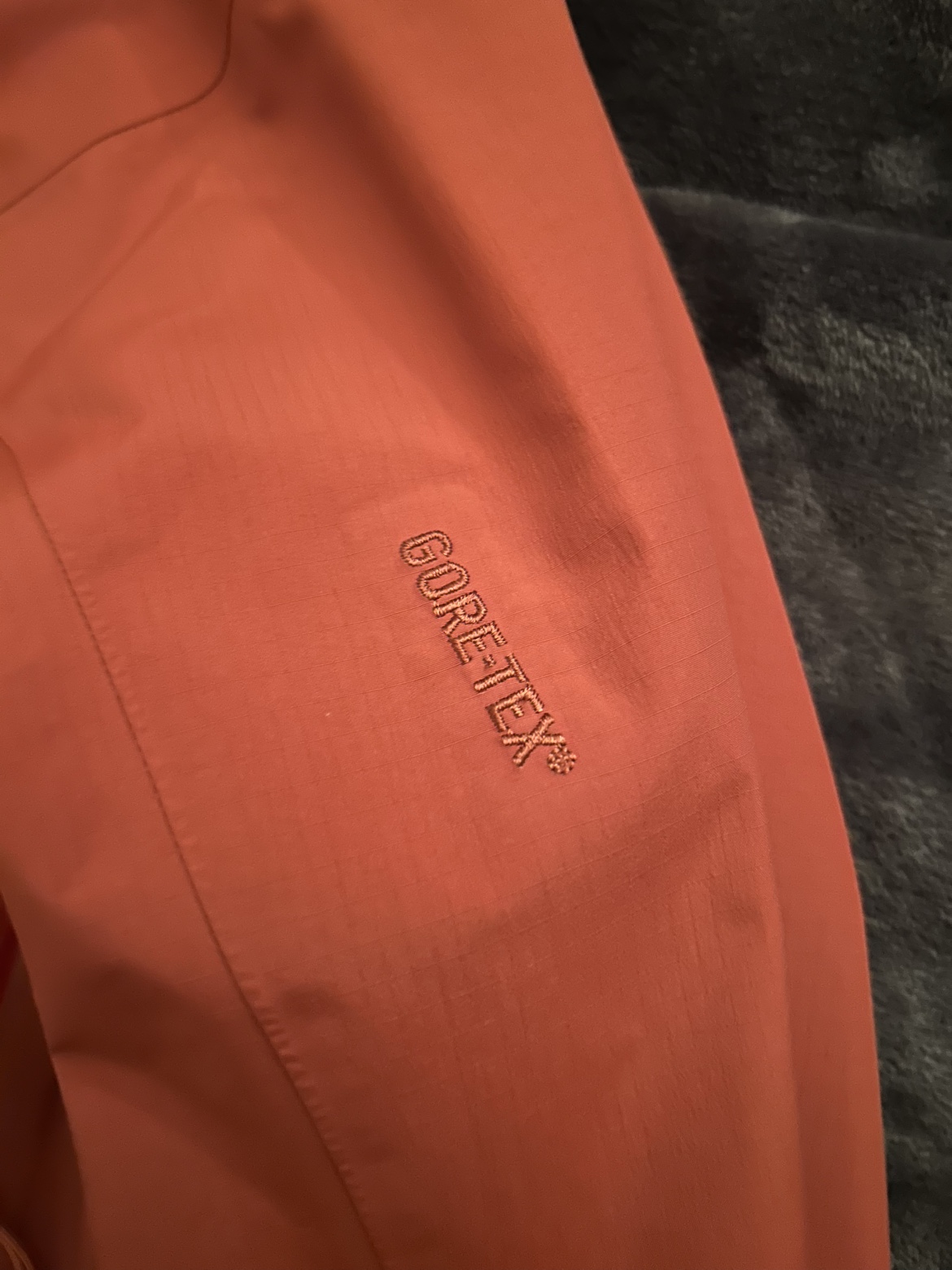 Arc'teryx Gore-Tex Jacket - photo 2
