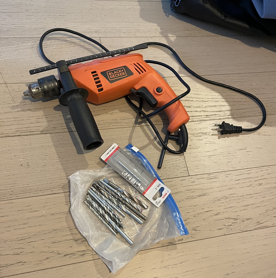 Black + Decker Electric Drill - photo 2