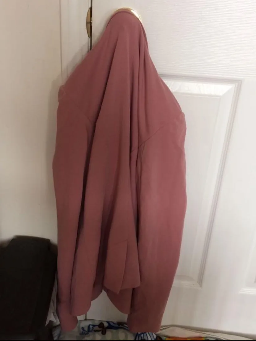 Pink Blazer image indicator(2)