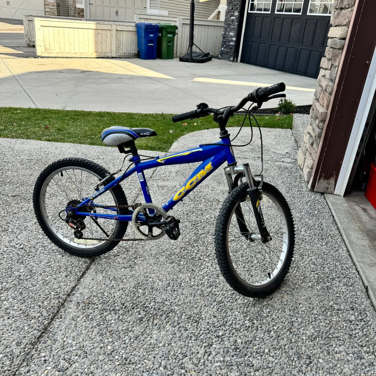 CCM X-Air Kids Bicycle FREE image indicator(2)