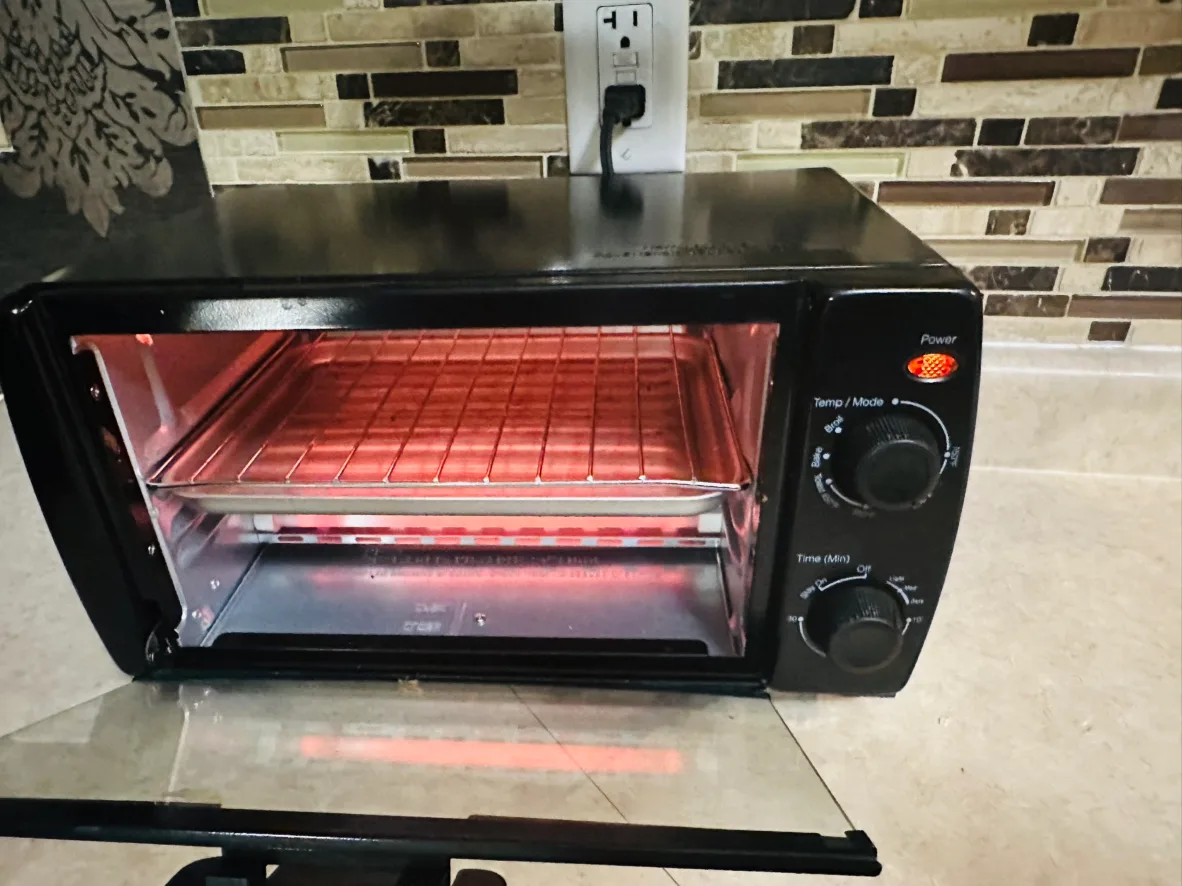 Black Countertop Oven image indicator(3)