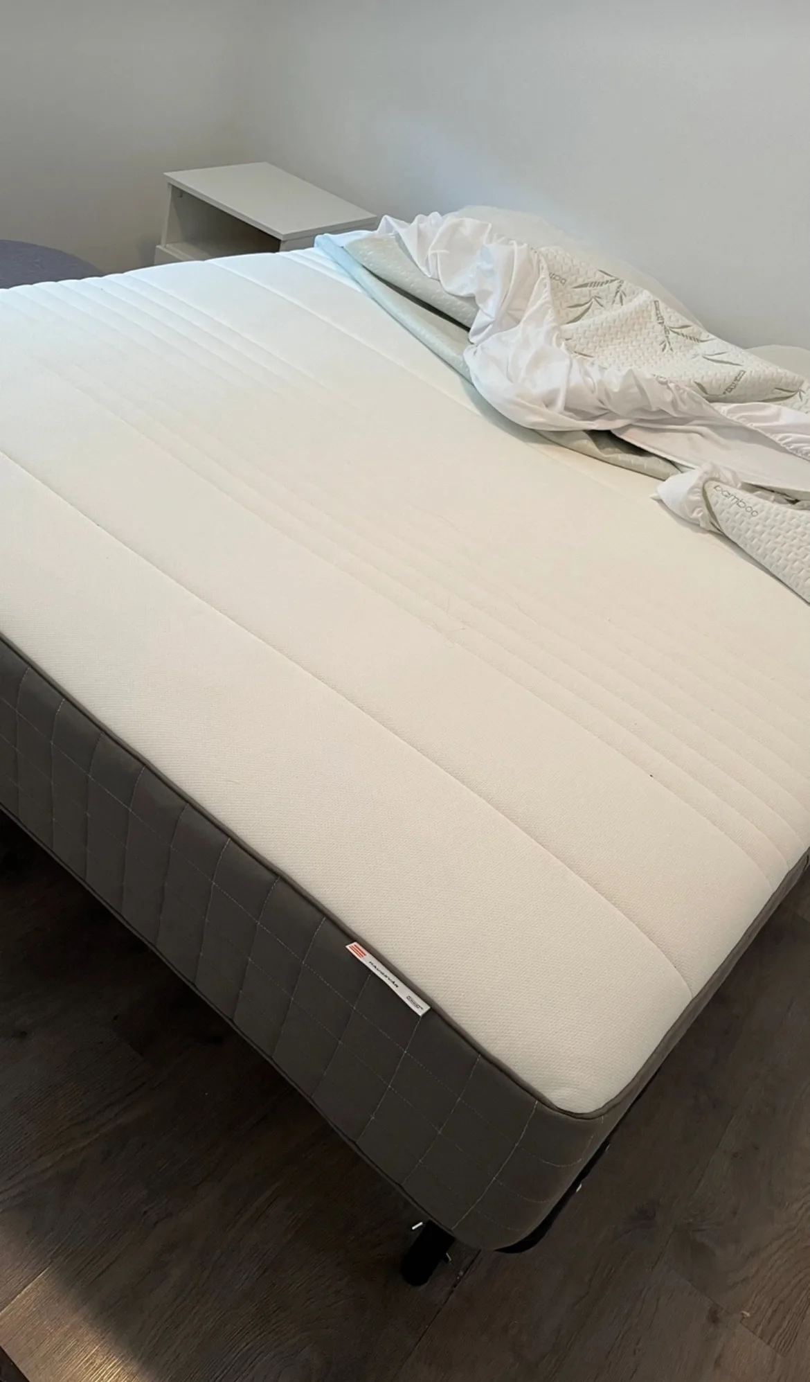 IKEA queen Mattress + bed frame image indicator(2)