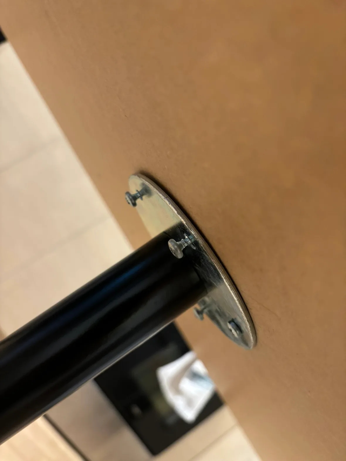 Black Kitchen Table FREE!! image indicator(5)