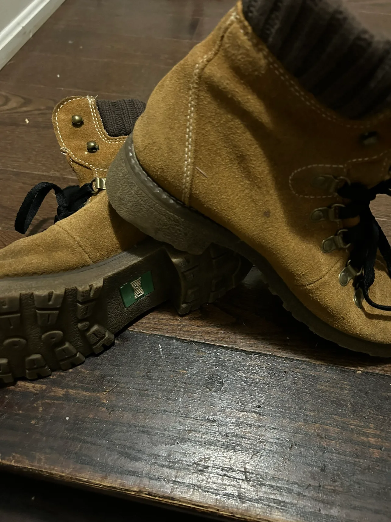 Cougar Boots image indicator(2)