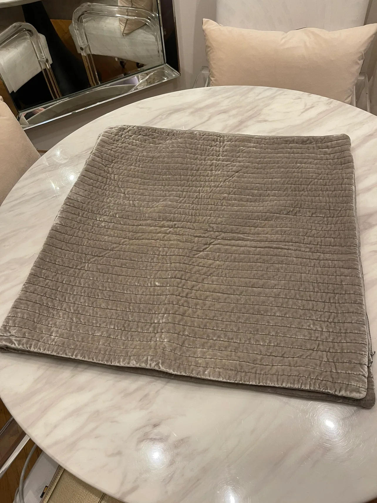 Velvet Queen Quilt Set image indicator(9)