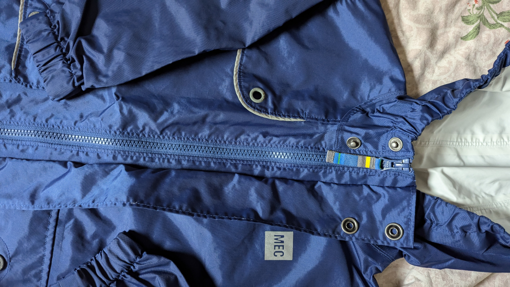 kid's 5T Rain jacket*Still available* - photo 2