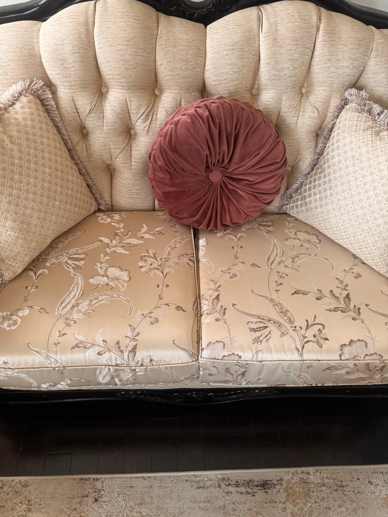 Living Room Furniture Set image indicator(9)