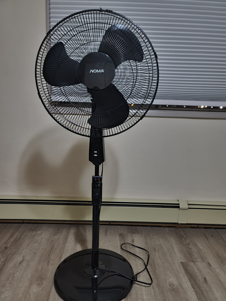 Noma Oscillating Stand Fan - photo 2