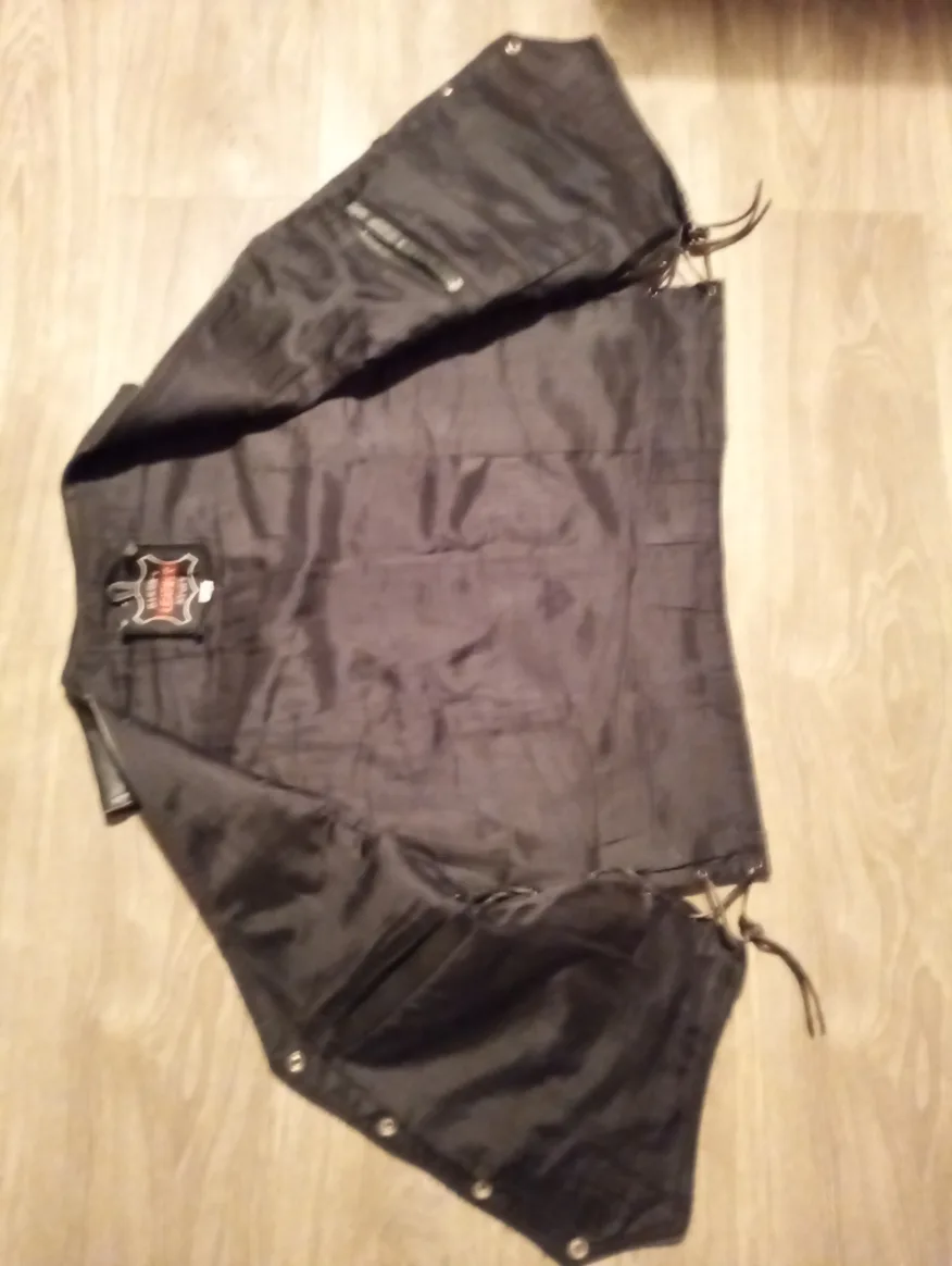 Black Biker's Leather Vest image indicator(6)