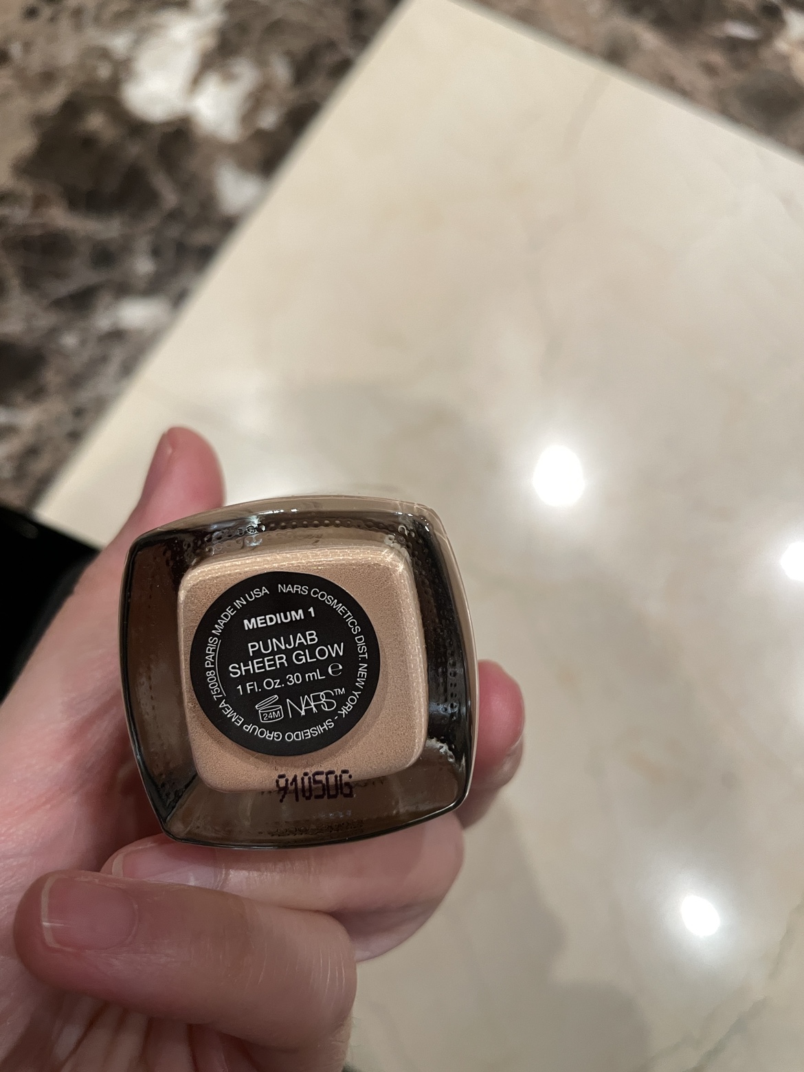 NARS Sheer Glow Foundation Medium 1 Punjab - photo 2