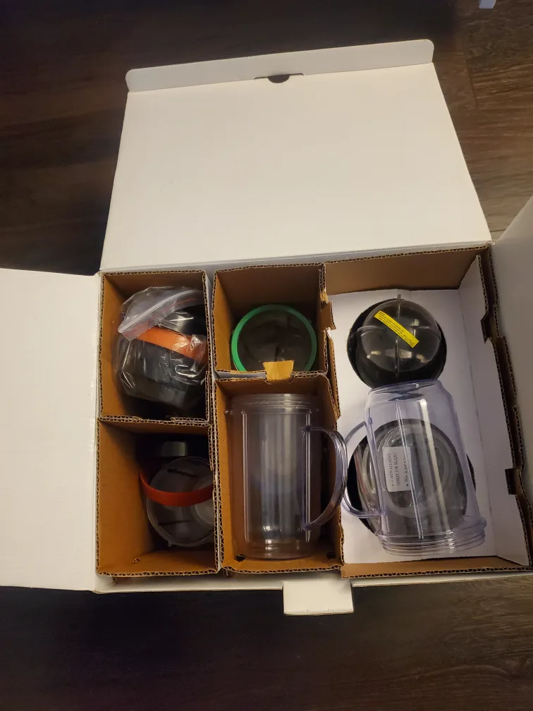 Magic Bullet 25-Piece Set BNIB image indicator(2)