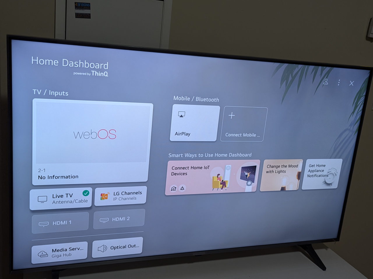 LG Smart TV - photo 2