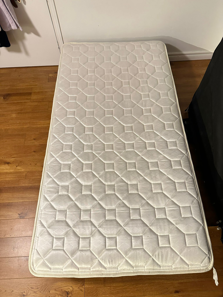 Bed Frame with Slatted Base adjustable