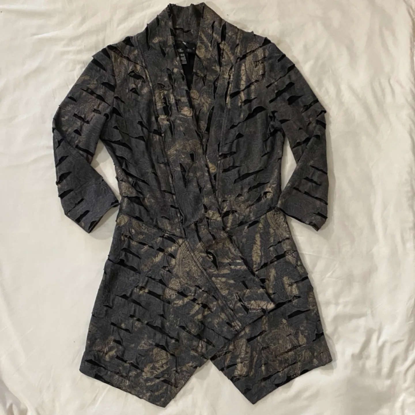 Frank Lyman Design Grey and Gold Cardigan image indicator(5)