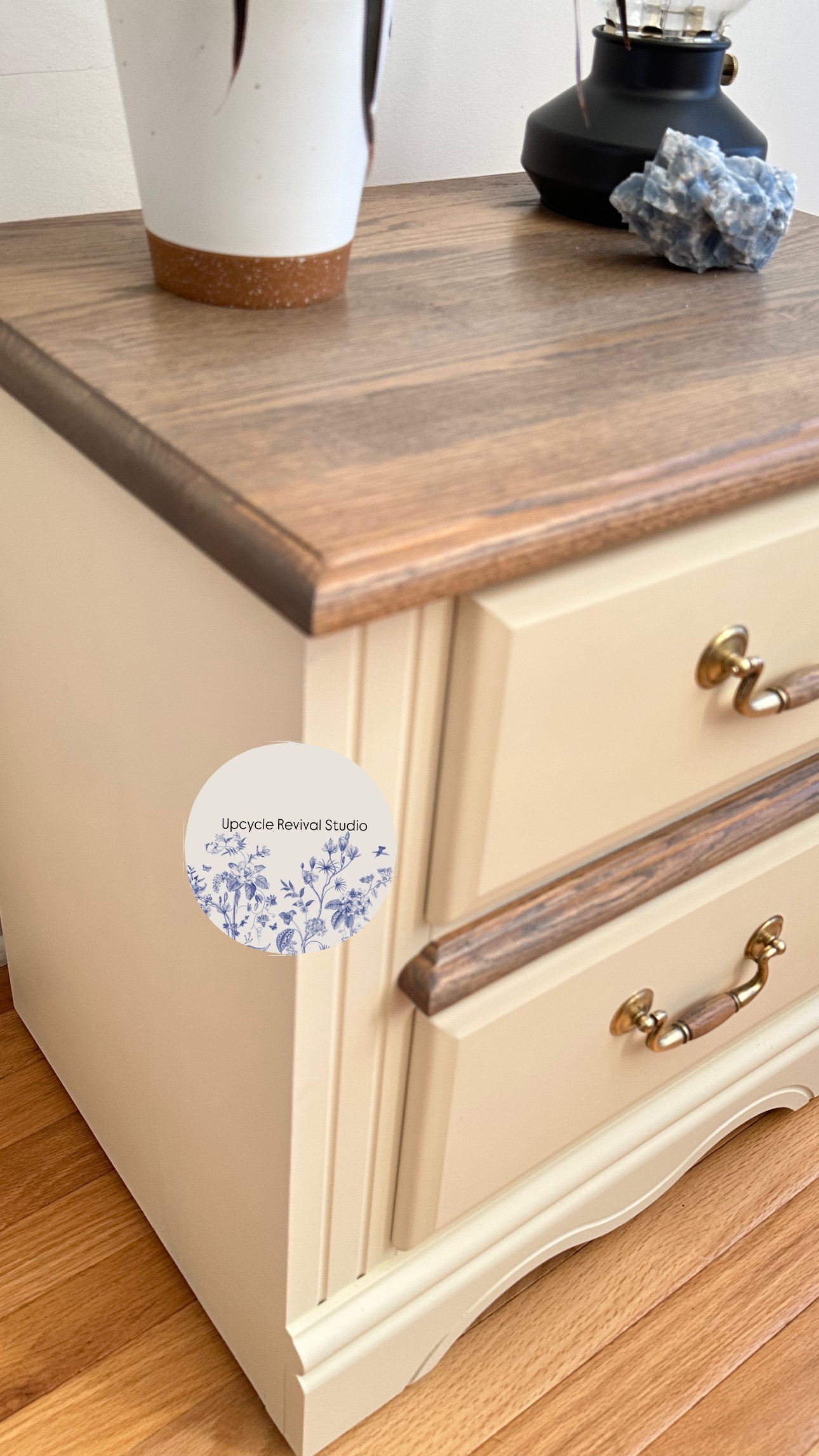 Restored Two-Drawer End Table - Perfect for any room -Available - photo 4