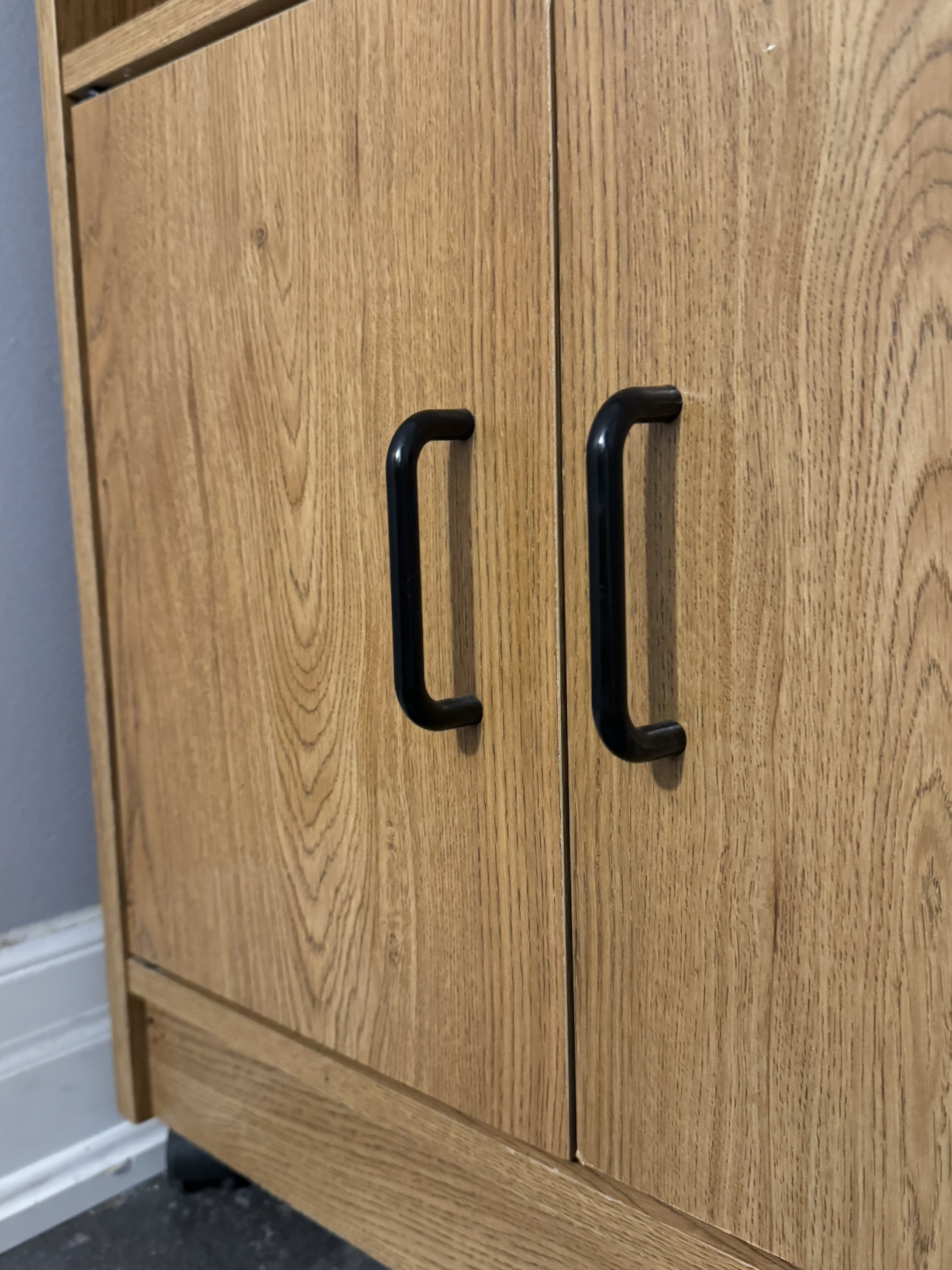 Small Cabinet on Wheels - photo 5